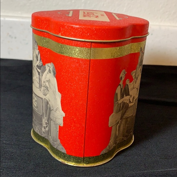 Vintage Coca Cola Collectible Tin Box - Picture 3 of 8
